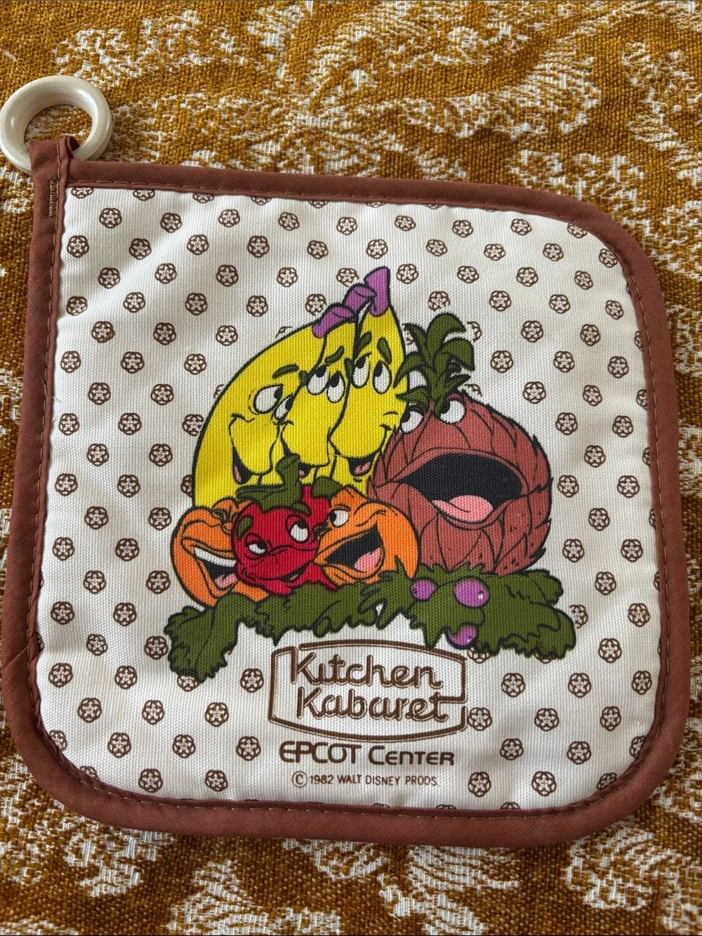 Vintage Disney Kitchen Kabaret pot holder,UNUSED,colorful fruit&veg, Epcot
